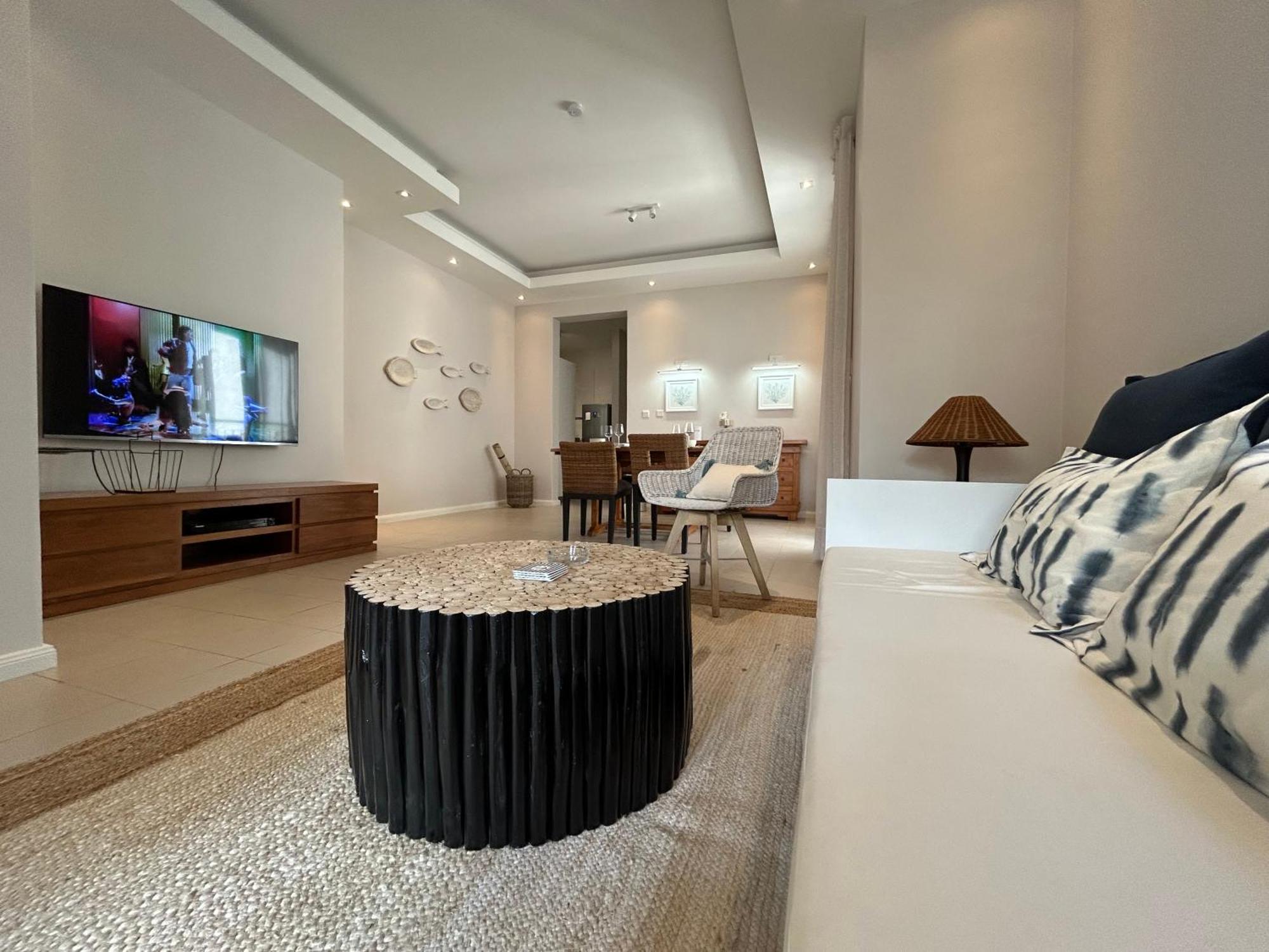 Apartment Blue Waves Beachfront Penthouse *
